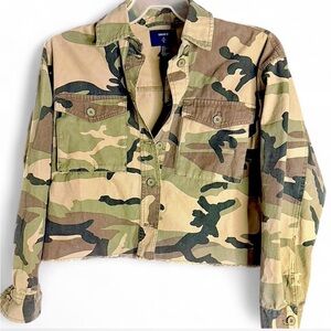 Cropped Camo Utility Jacket - Forever 21- NWT